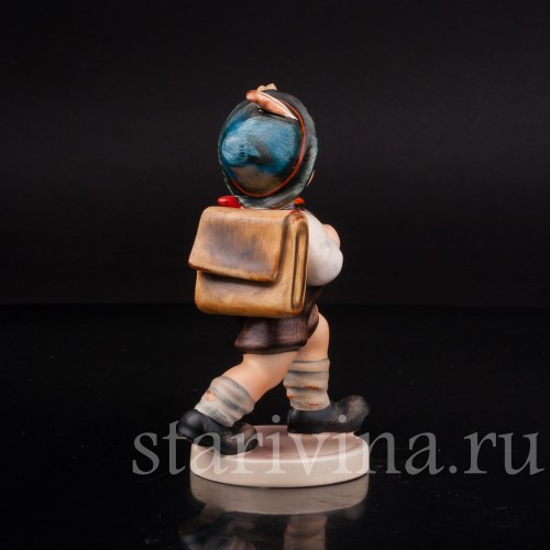 Фигурка из фарфора Ученик, Goebel, Германия, 1972-79 гг.