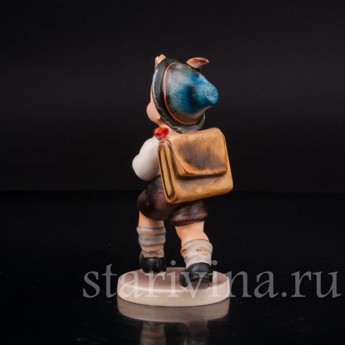 Фигурка из фарфора Ученик, Goebel, Германия, 1972-79 гг.