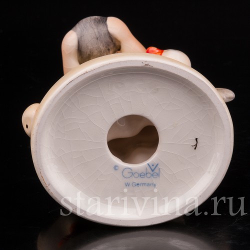 Фарфоровая статуэтка Девочка с гусями, Goebel, Германия, 1972-79 гг.