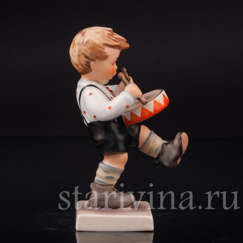 Фарфоровая фигурка Юный барабанщик, Goebel, Германия.