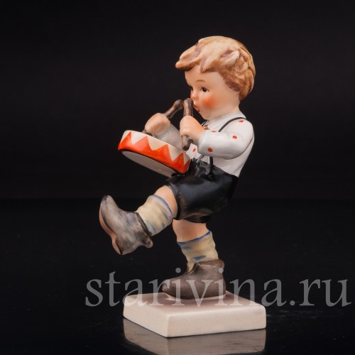 Фарфоровая фигурка Юный барабанщик, Goebel, Германия.