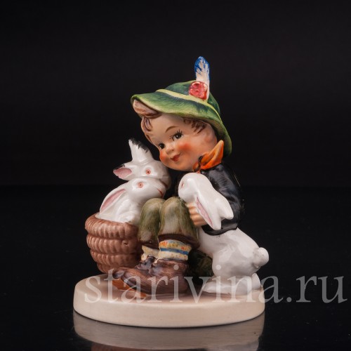 Фигурка из фарфора Мальчик с кроликами, Goebel, Германия, 1960-72гг.
