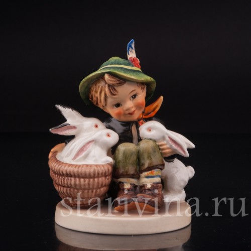 Фигурка из фарфора Мальчик с кроликами, Goebel, Германия, 1960-72гг.