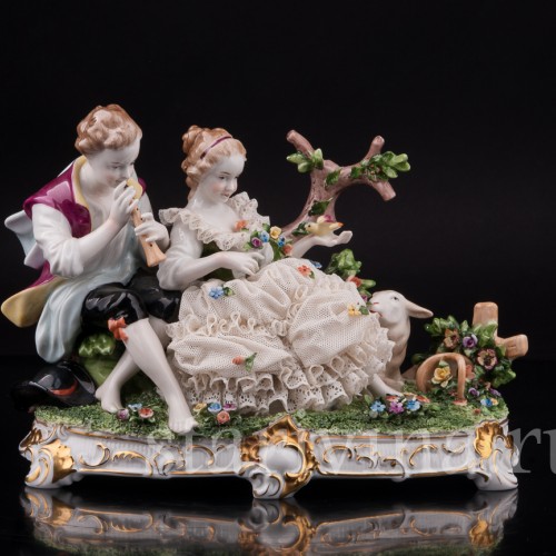 Фарфоровая статуэтка Пара с овечкой, кружевная, Unterweissbach, Германия, 1958-76 гг.