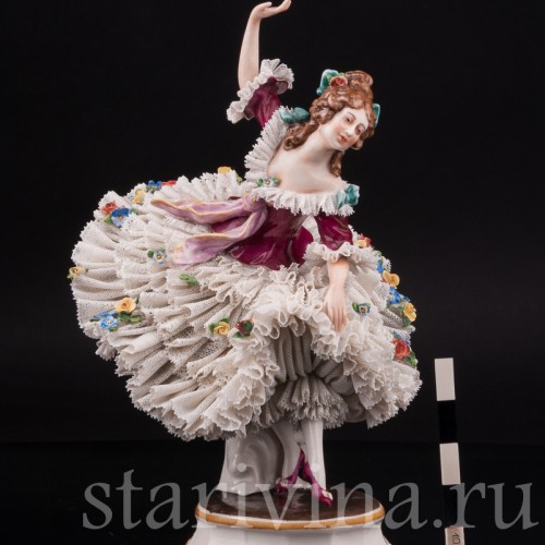 Фарфоровая статуэтка Танцовщица, кружевная, Ackermann & Fritze, Германия, пер. пол. 20 в.