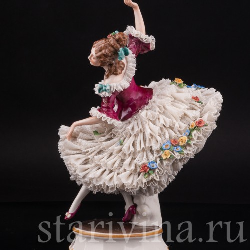 Фарфоровая статуэтка Танцовщица, кружевная, Ackermann & Fritze, Германия, пер. пол. 20 в.