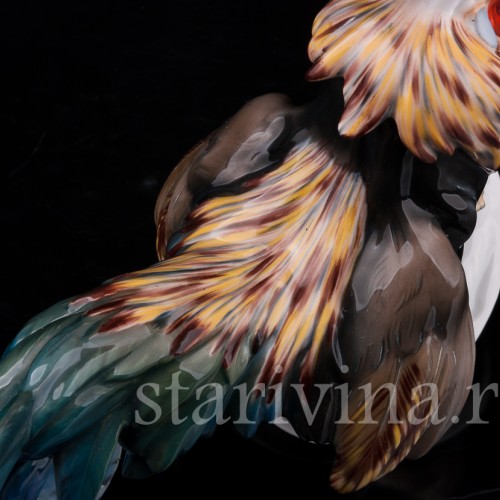 Статуэтка птиц из фарфора Петух с поднятой лапой, Rosenthal, Германия, 1953 год.