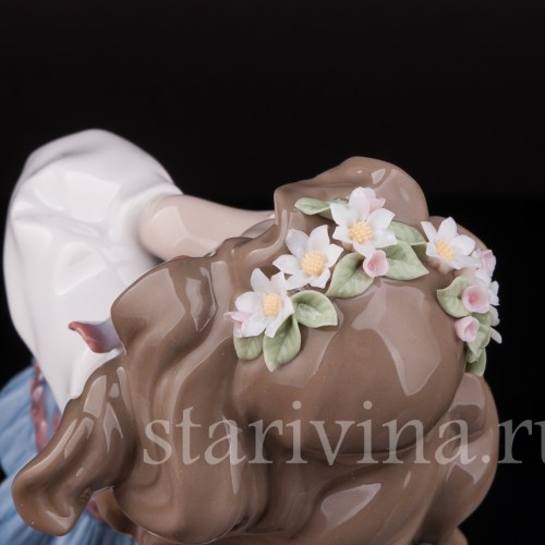 Статуэтка из фарфора Девушка с птичкой, Lladro, Испания, 1997 г.