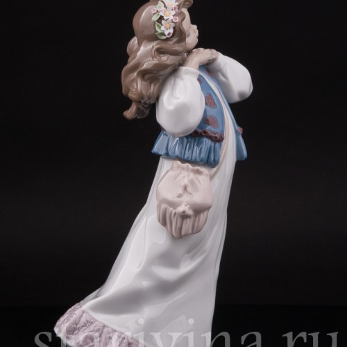 Статуэтка из фарфора Девушка с птичкой, Lladro, Испания, 1997 г.