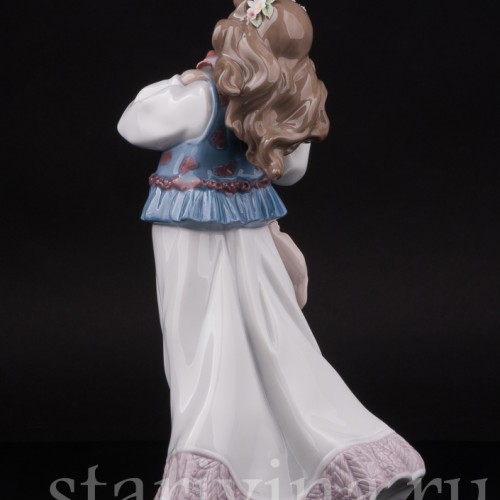 Статуэтка из фарфора Девушка с птичкой, Lladro, Испания, 1997 г.
