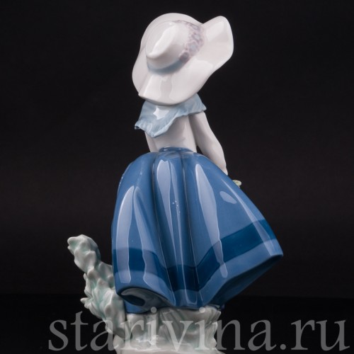 Фарфоровая фигурка Девочка в шляпке, Lladro, Испания, вт. пол. 20 века.