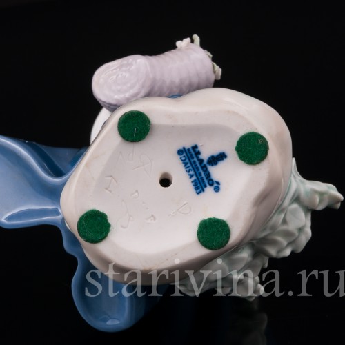 Фарфоровая фигурка Девочка в шляпке, Lladro, Испания, вт. пол. 20 века.