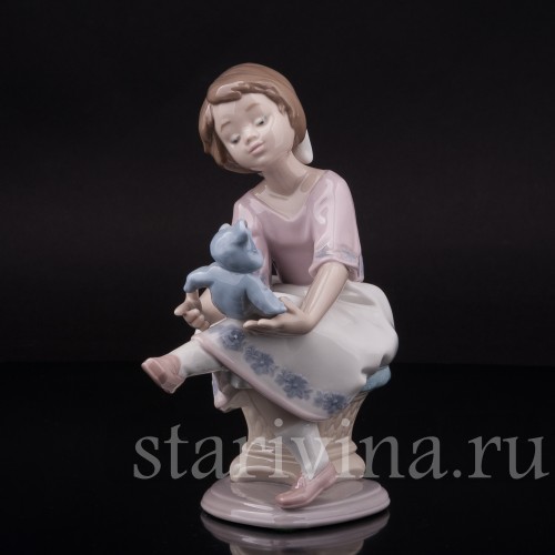 Фигурка из фарфора Девочка с мишкой, Lladro, Испания, 1993 г.