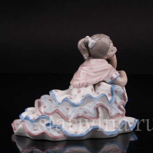 Фарфоровая статуэтка Задумавшаяся севильская девушка, Lladro, Испания, 1990 гг.