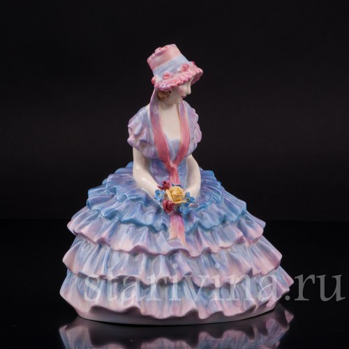 Фигурка из фарфора Хлоя, девушка с цветами, Royal Doulton, Великобритания, 1931-49 гг.