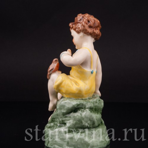 Фарфоровая статуэтка Мальчик с птичкой, Royal Worcester, Великобритания, 1957 год.