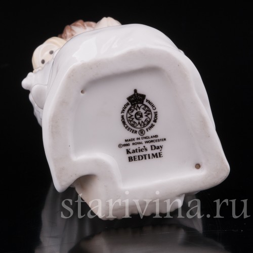 Фигурка девочки из фарфора Вечерняя молитва Кети, Royal Worcester, Великобритания, 1990 г.