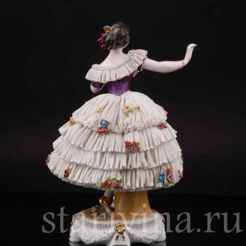 Фарфоровая статуэтка Танцующая девушка, кружевная, Ernst Bohne Sohne, Германия, нач. 20 века.