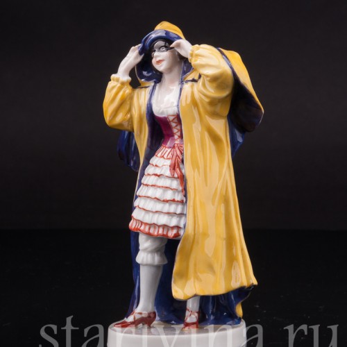 Статуэтка девушки из фарфора Коломбина, Karl Ens, Германия, 1920-30 гг.