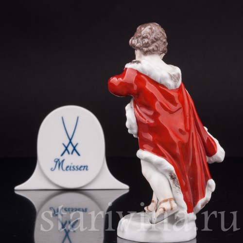 Статуэтка путти из фарфора Аллегория зимы, Meissen, Германия, сер. 19 - нач. 20 вв.