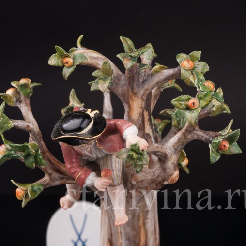 Композиция из фарфора Сбор яблок, Meissen, Германия, сер. 19 - нач. 20 вв.