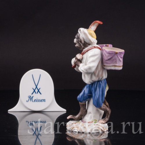 Фарфоровая статуэтка Обезьяна с барабанами, Meissen, Германия, 1951 г.