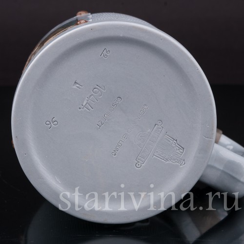 Старинная пивная кружка Курящий охотник, Villeroy & Boch, Германия, 1896 г.