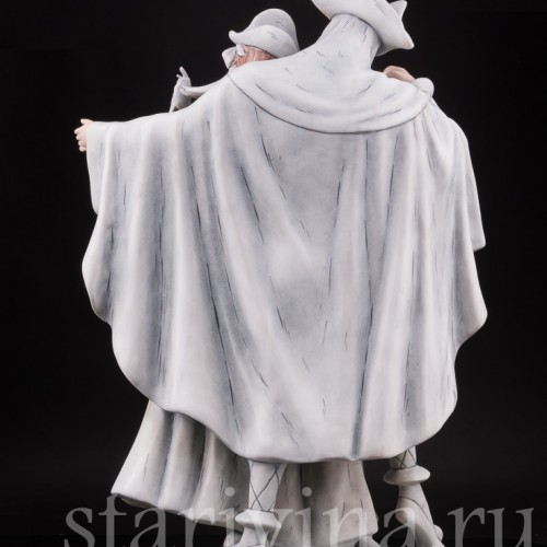 Фарфоровая статуэтка На карнавале, Royal Dux, Чехия.