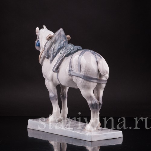 Фарфоровая статуэтка лошади Першерон, Royal Copenhagen, Дания, 1955 год.