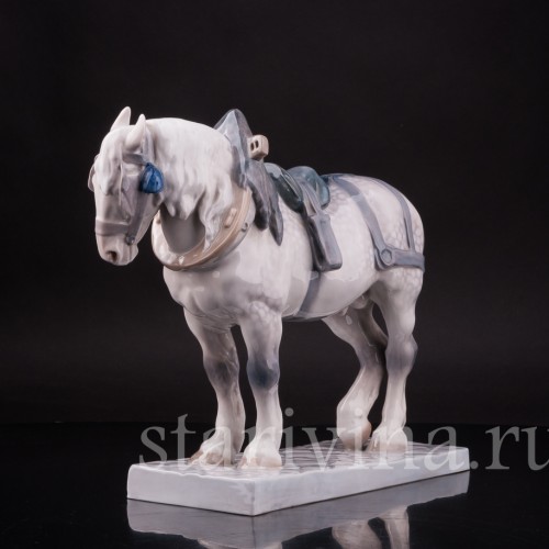 Фарфоровая статуэтка лошади Першерон, Royal Copenhagen, Дания, 1955 год.