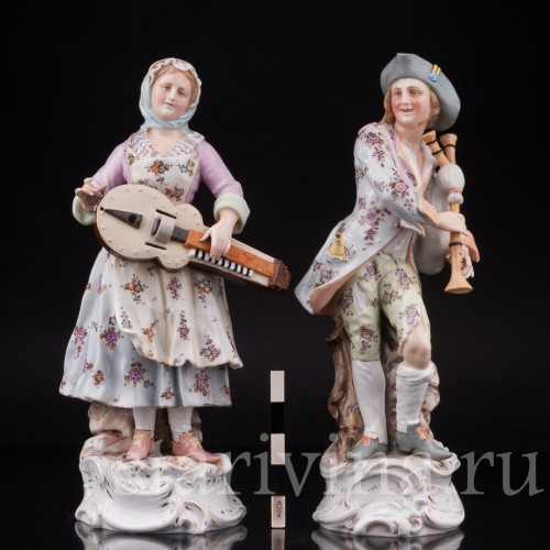 Фарфоровые статуэтки Странствующие музыканты, Volkstedt, Германия, кон. 19 в.