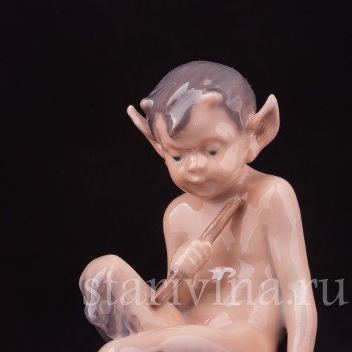 Фигурка из фарфора Фавн с белкой, Royal Copenhagen, Дания, 1956 год.