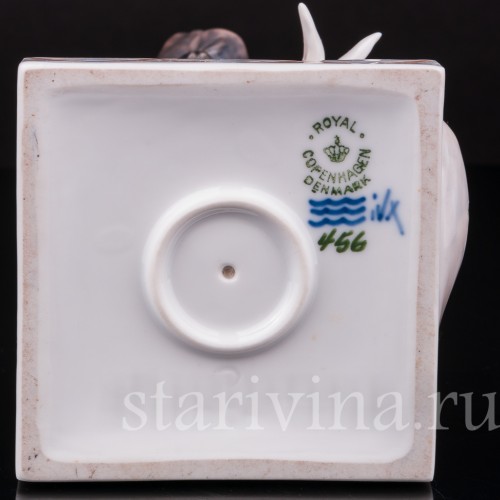 Фигурка из фарфора Фавн с белкой, Royal Copenhagen, Дания, 1956 год.