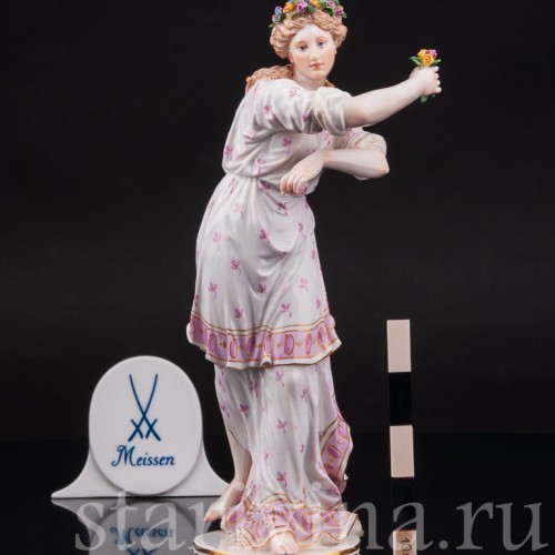 Фарфоровая статуэтка Гора, одна из дочерей Зевса и Фемиды, Meissen, Германия, пер. пол. 19 в.