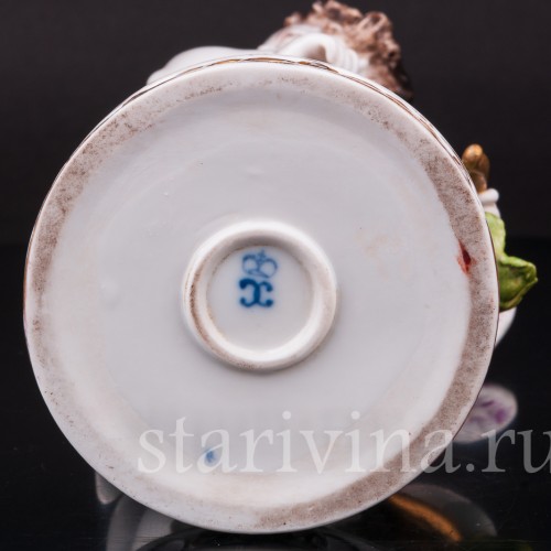 Статуэтка из фарфора Амур, Dressel, Kister & Co, Германия, кон. 19 в.