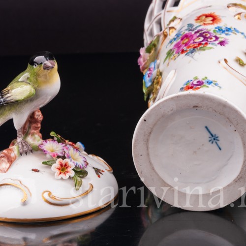 Декоративная фарфоровая Ваза с птичкой, Volkstedt, Германия, 19 в.