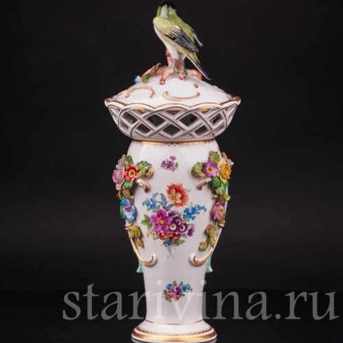 Декоративная фарфоровая Ваза с птичкой, Volkstedt, Германия, 19 в.