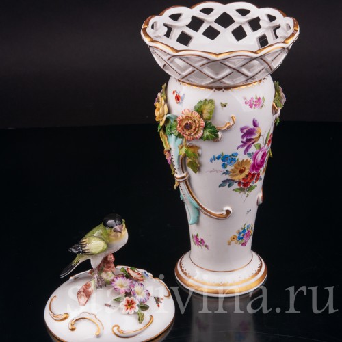 Декоративная фарфоровая Ваза с птичкой, Volkstedt, Германия, 19 в.