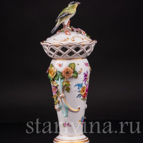 Декоративная фарфоровая Ваза с птичкой, Volkstedt, Германия, 19 в.