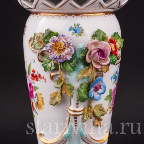 Декоративная фарфоровая Ваза с птичкой, Volkstedt, Германия, 19 в.