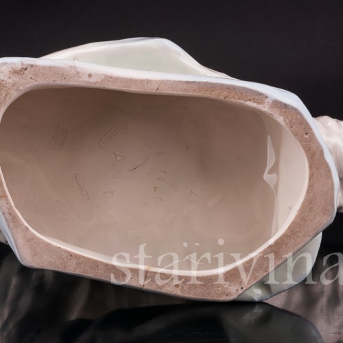 Фарфоровая статуэтка Белый медведь, Amphora, Чехия, 1900-е гг.