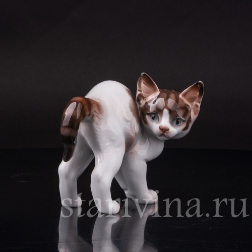Фарфоровая фигурка Котёнок с выгнутой спинкой, Rosenthal, Германия, 1919-35 гг.