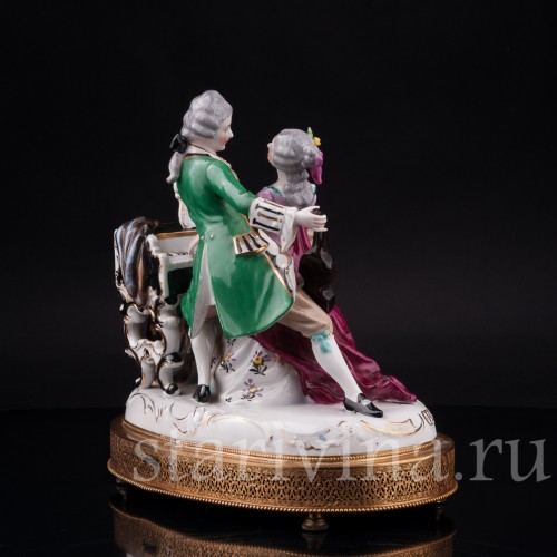 Композиция из фарфора Музицирующая пара, музыкальная шкатулка, Дрезден, Германия, пер. пол. 20 в.