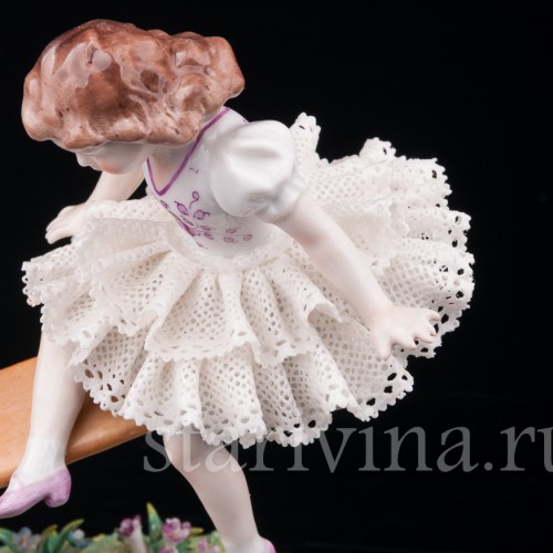 Девочки на качелях, кружевная, Sitzendorf, Германия, сер. 20 в