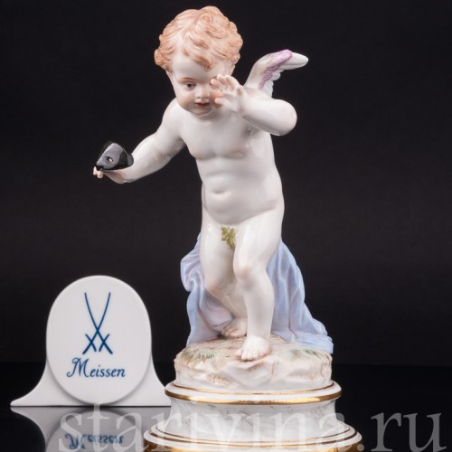 Фарфоровая статуэтка Купид с театральной маской, Meissen, Германия, кон. 19 - нач. 20 вв.