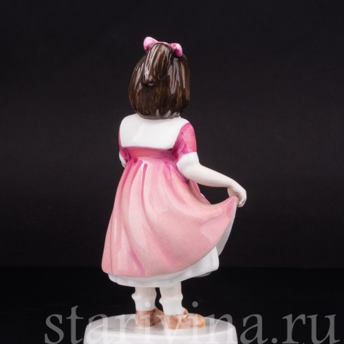 Фигурка из фарфора Девочка с леденцом, Royal Doulton, Великобритания, 1994 г.