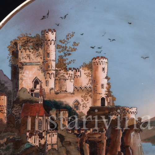 Большое декоративное блюдо Замок на озере, Villeroy & Boch, Германия, 1895 г.