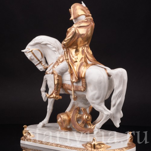 Фарфоровая композиция Памятник Наполеону в Шербурге, Scheibe-Alsbach, Германия, пер. пол. 20 в.