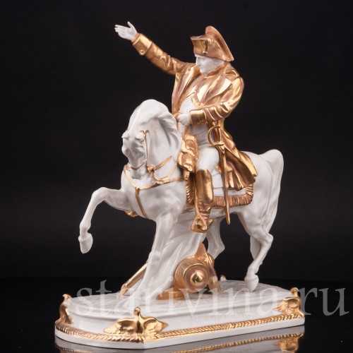 Фарфоровая композиция Памятник Наполеону в Шербурге, Scheibe-Alsbach, Германия, пер. пол. 20 в.