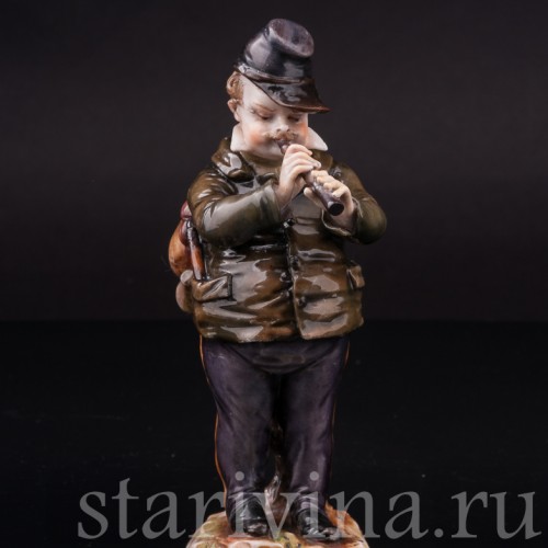 Фигурка из фарфора Музыкант с гобоем, Дрезден, Германия, нач. 20 в.